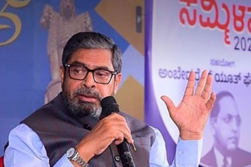 മുഖ്യമന്ത്രിയുടെ പൊളിറ്റിക്കൽ സെക്രട്ടറിയും പുറത്ത്; കർണാടത്തിലെ കോൺഗ്രസ്സിൽ മുസ്ലിം നേതാക്കൾ ഒറ്റപ്പെടുന്നു.